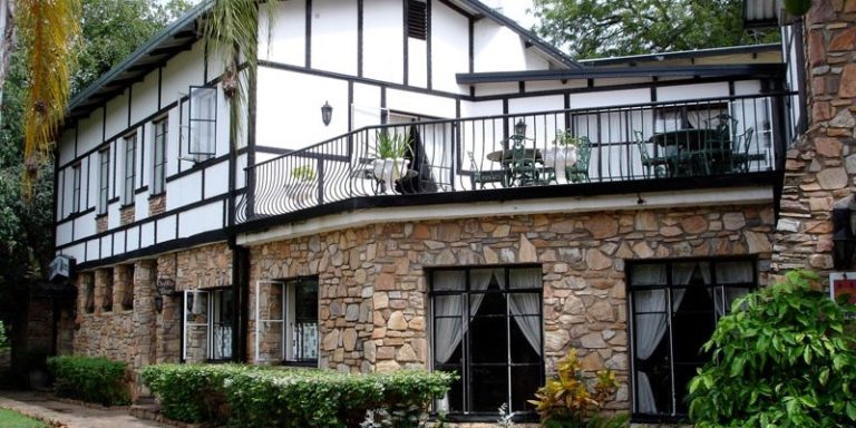 Facelift for Nesbitt Arms Hotel