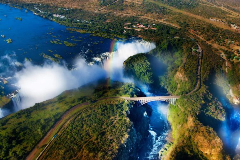 Falling for Victoria Falls is too easy