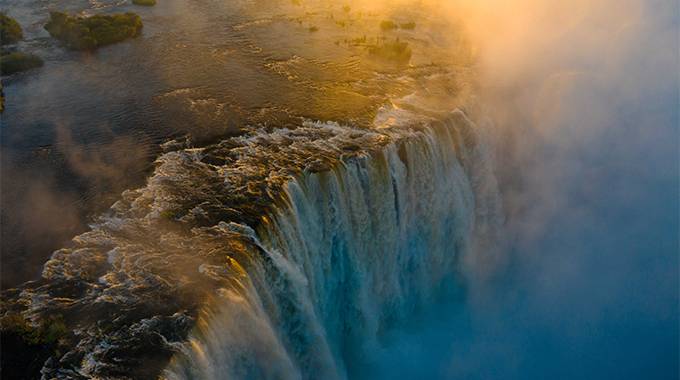 Victoria Falls in lonely majestic splendour