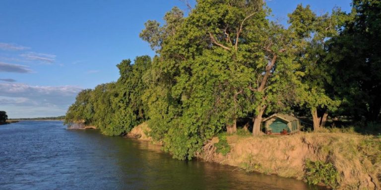 Tented safari camp to open in Mana Pools