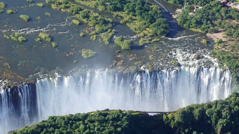 China is becoming an important source market for Zimbabwe’s $1.2 billion tourism sector