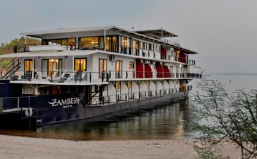photo of the Zambezi trader luxury cruise boat